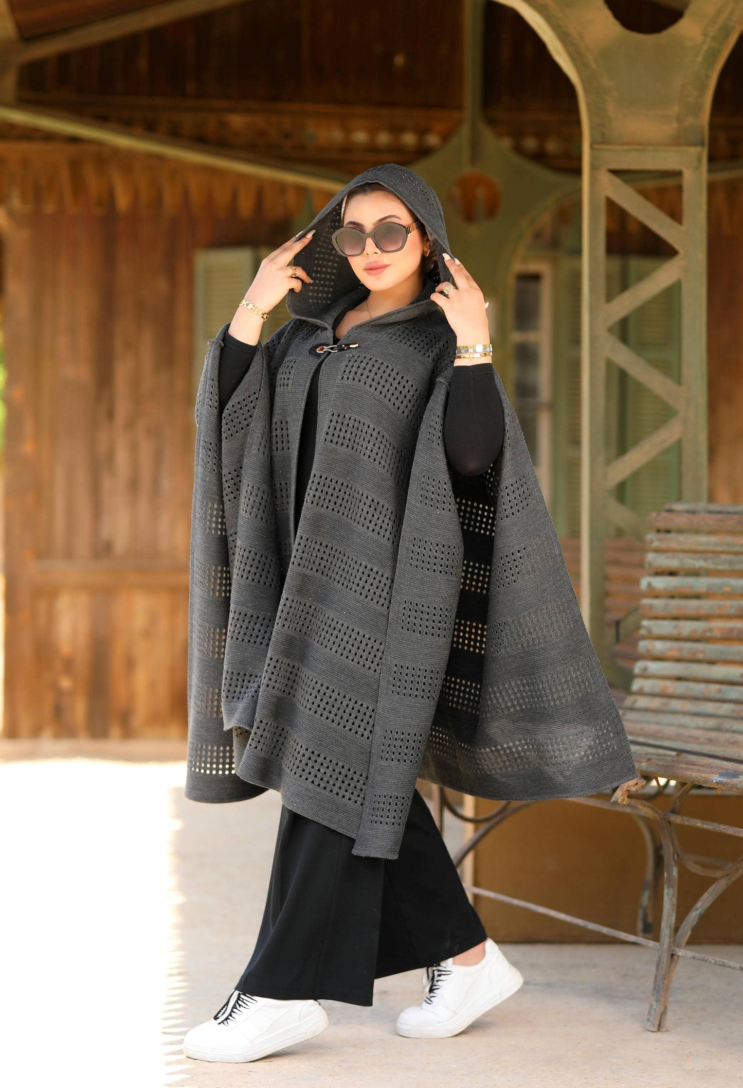Knitted Openwork Poncho – 50018