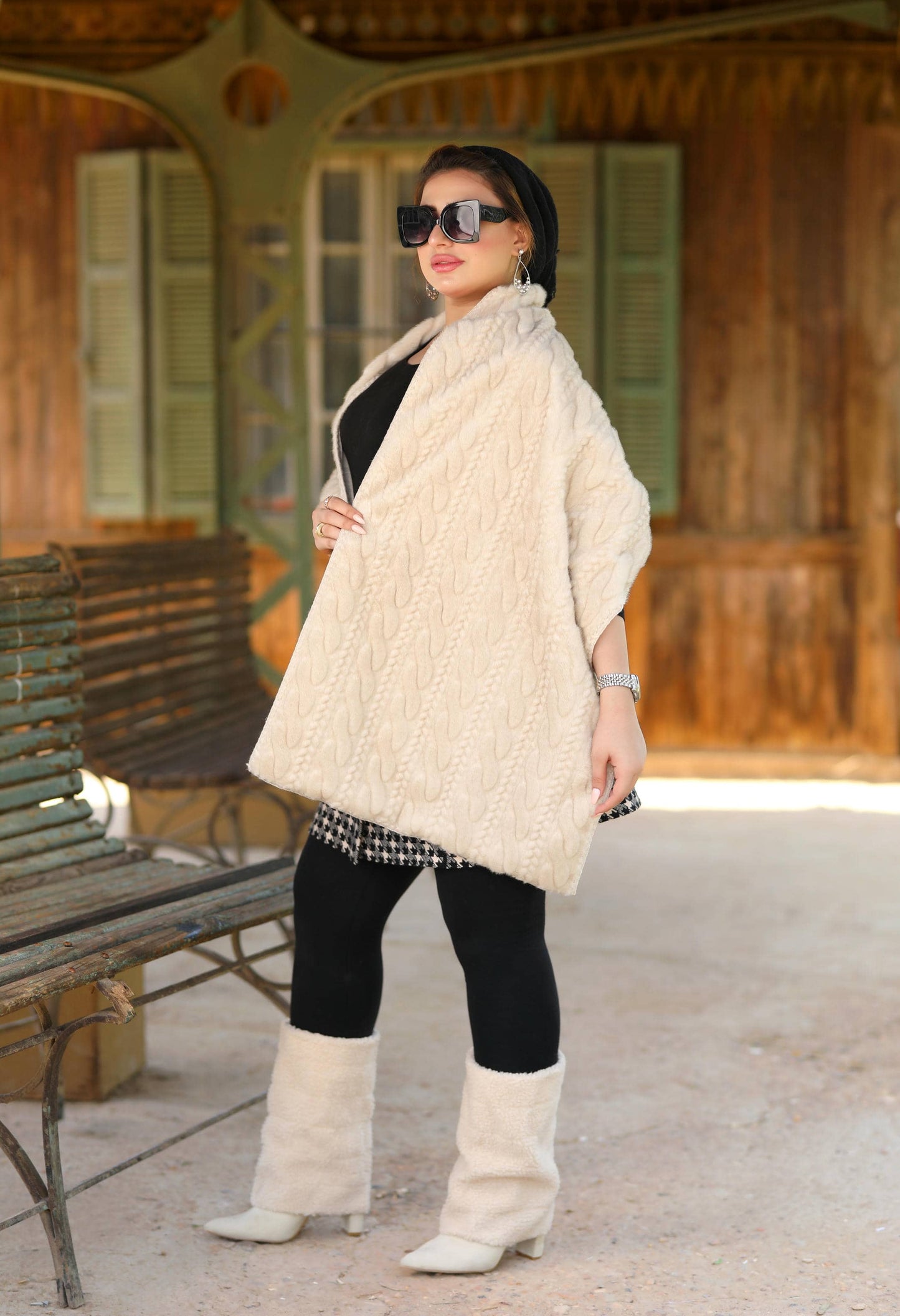 Faux Fur Shawl – 5041