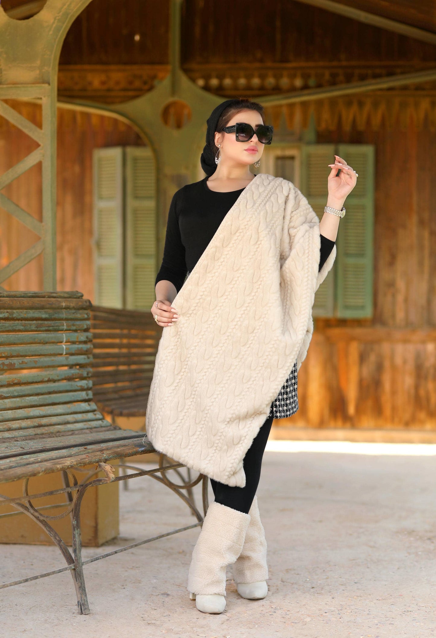 Faux Fur Shawl – 5041