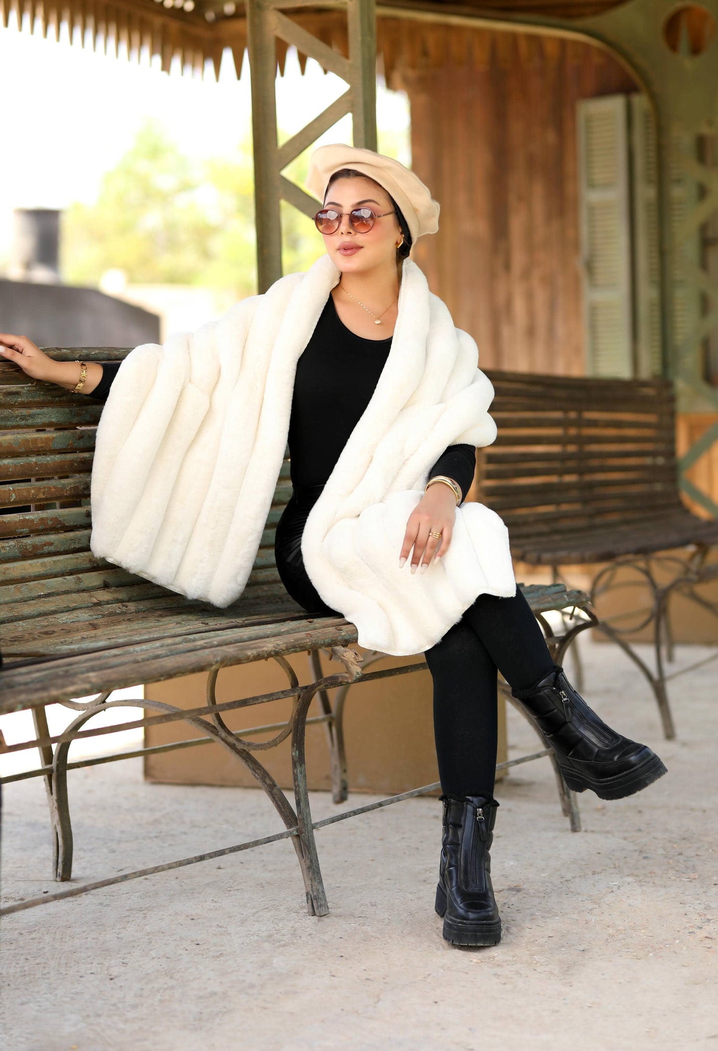 Faux Fur Shawl – 5048
