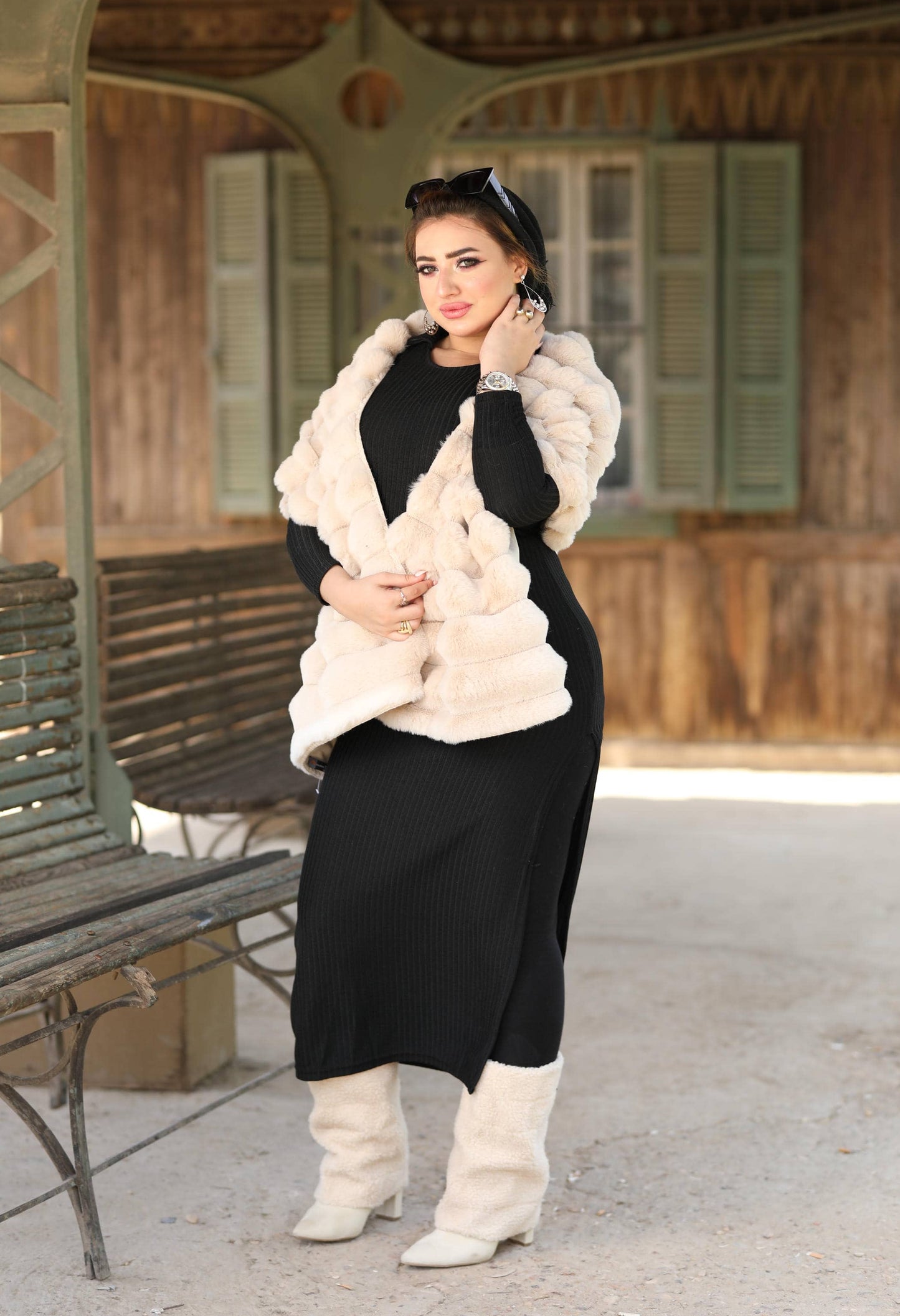 Faux Fur Shawl – 5051