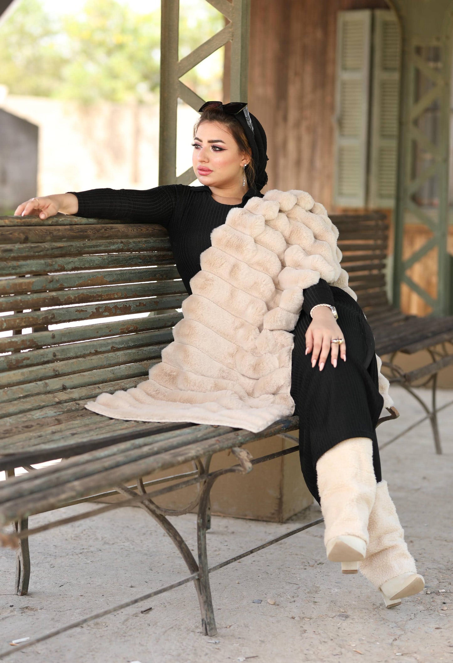 Faux Fur Shawl – 5051