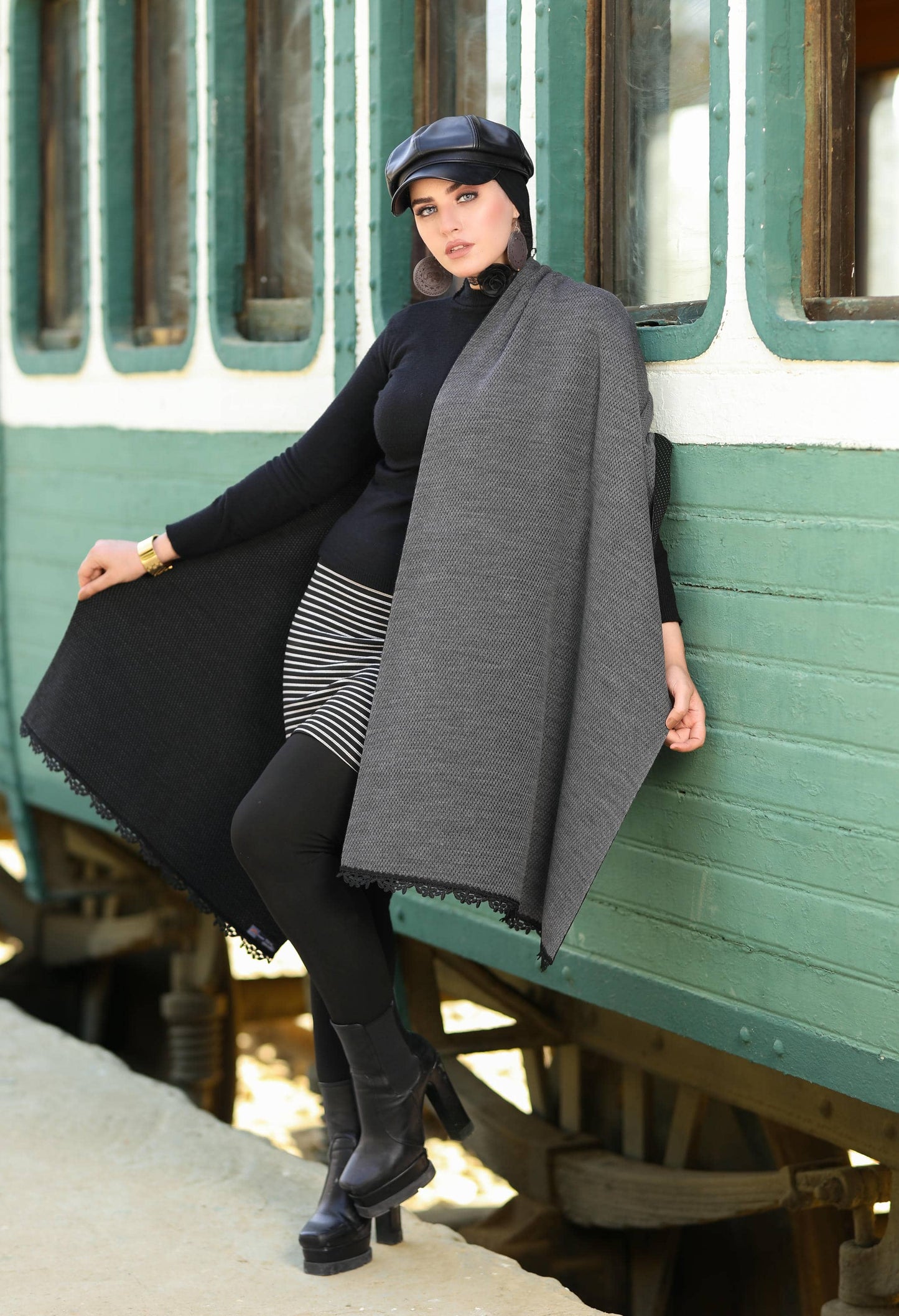 Knitted Double Face Shawl – 5003