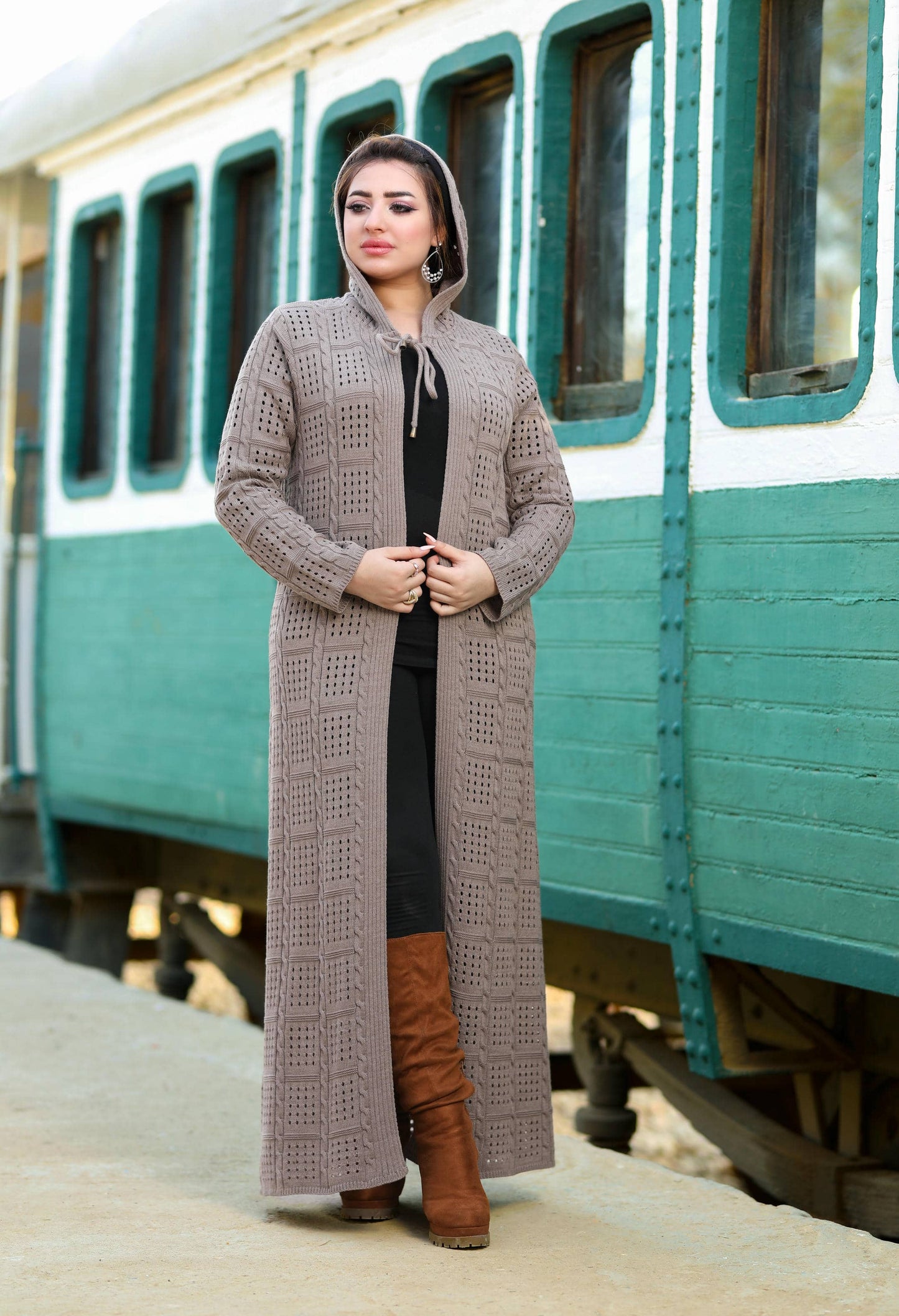 Woolen Cardigan – 50032