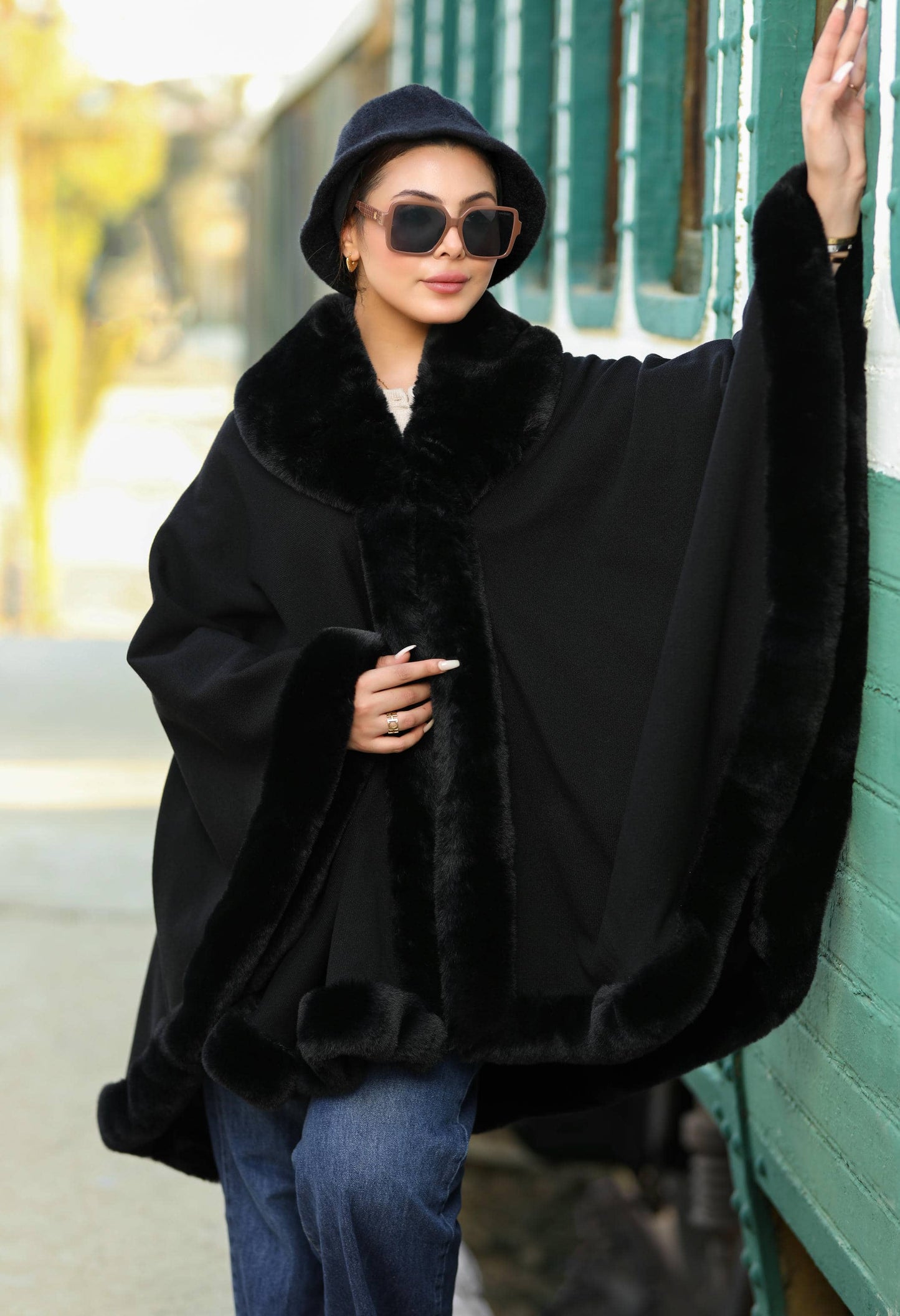 Knitted Cap with Faux Fur – 50014