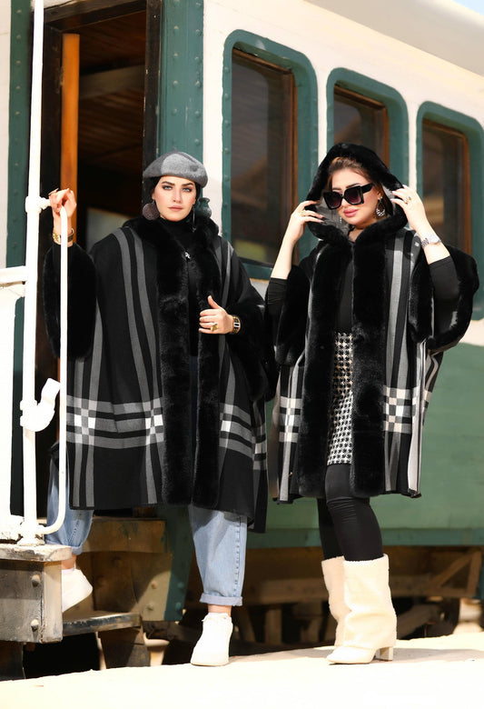 Woolen Poncho with Fur – 50026