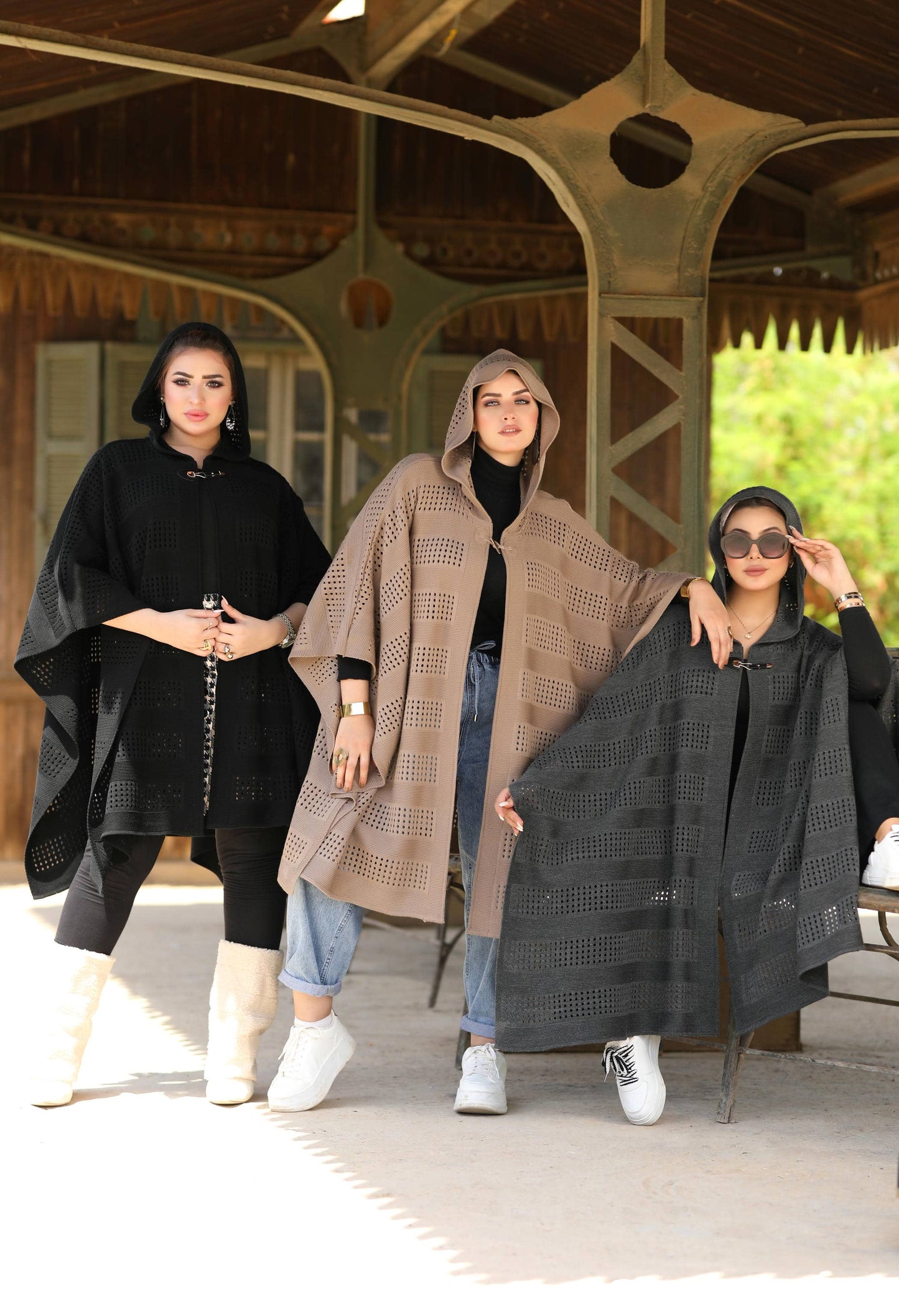 Knitted Openwork Poncho – 50018