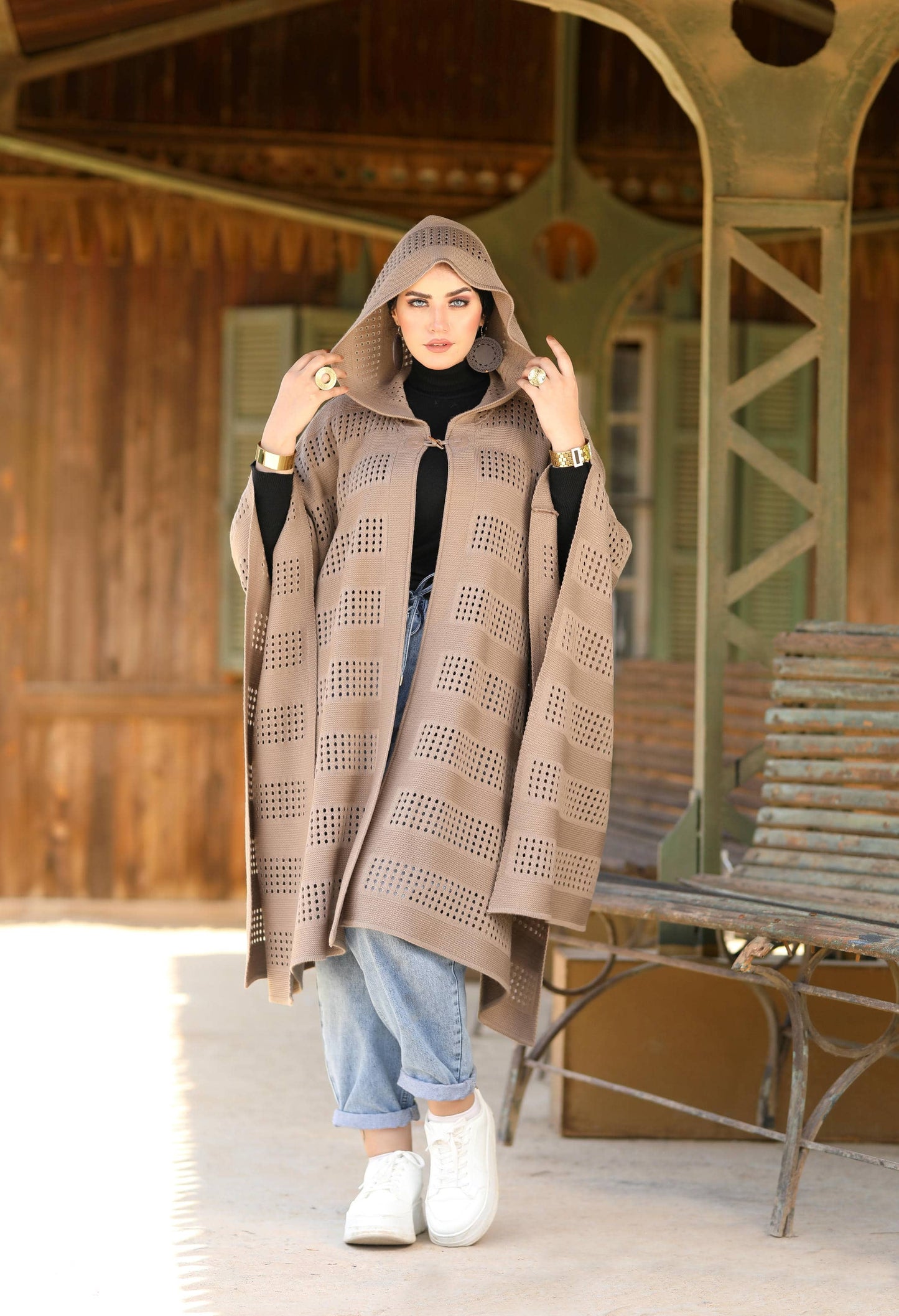 Knitted Openwork Poncho – 50018