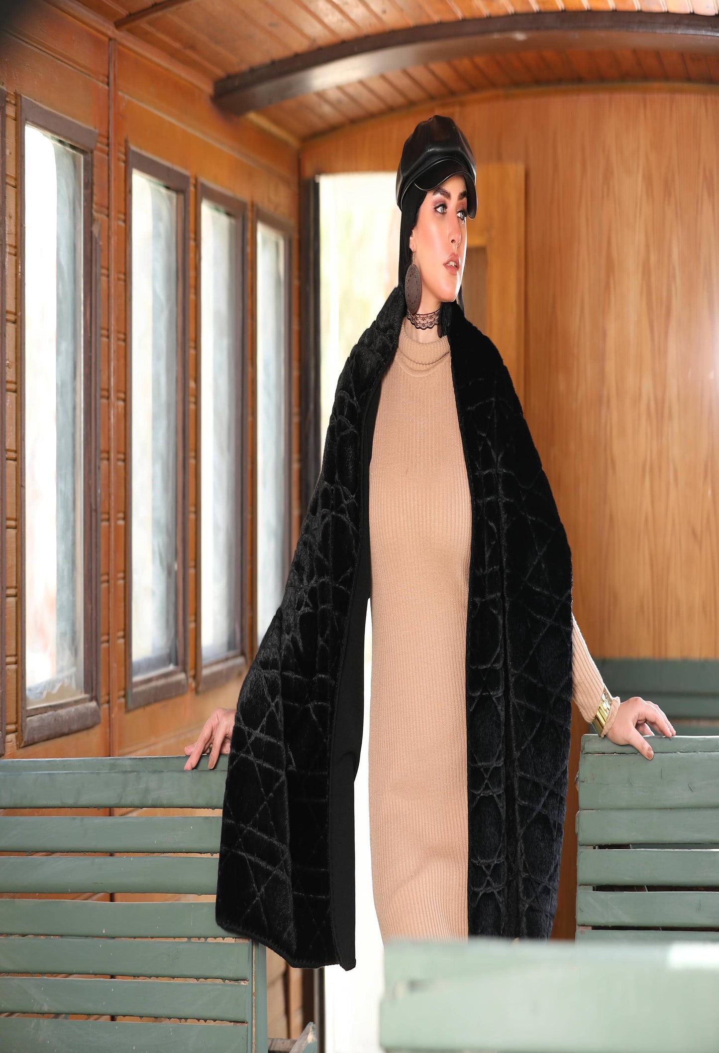 Faux Fur Shawl – 5040