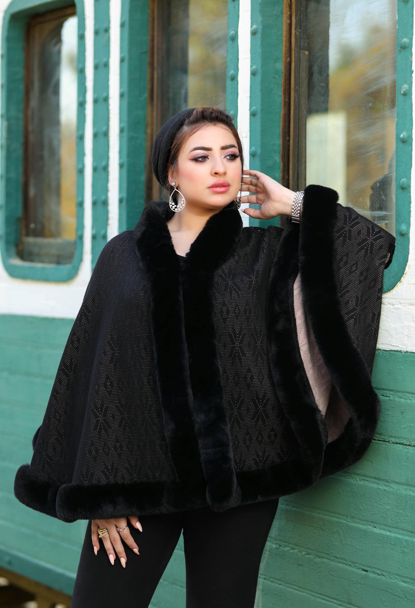 Knitted Cap with High-Quality Fur – 50022